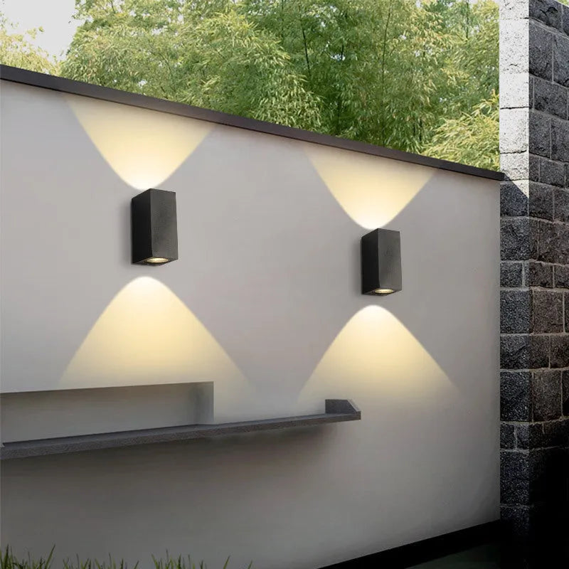 Villa outdoor balcony aisle LED waterproof wall lamp warm white 3000K 110lm 60 degree beam