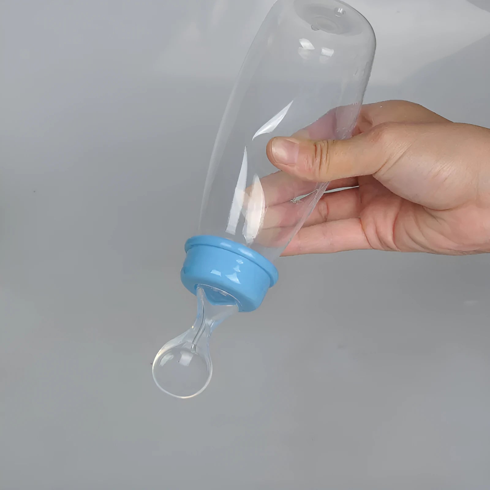 Blue soft head baby squeeze spoon feeding bottle 240mL PP standard caliber