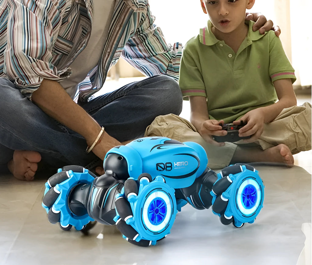 D876 blue gesture sensing remote control car with somatosensory remote and rechargeable lithium battery.