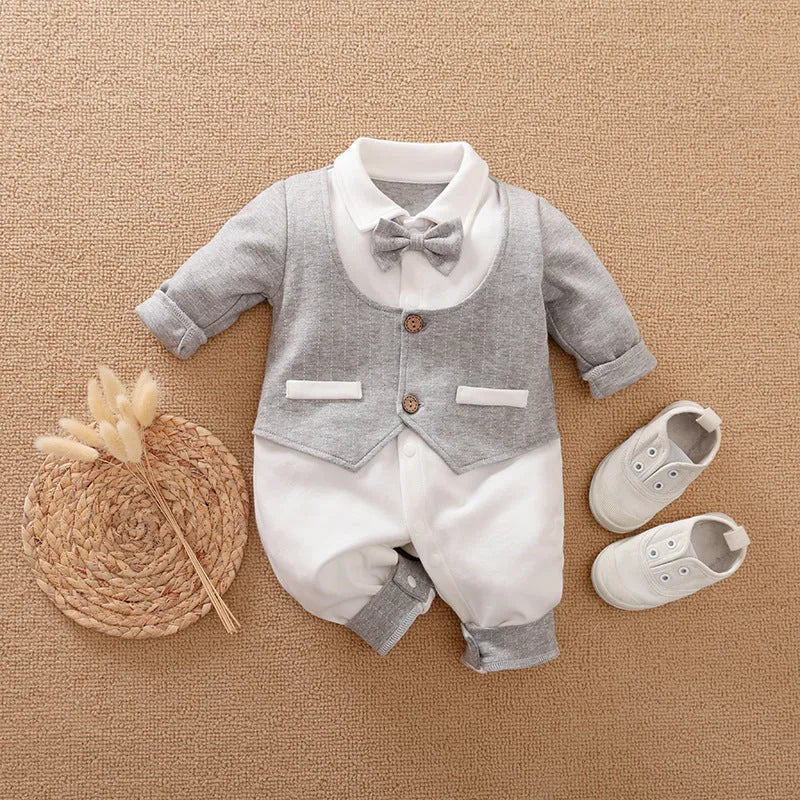 Baby jumpsuit in cotton fabric with long sleeves for spring and autumn seasons in multiple colour and style options
