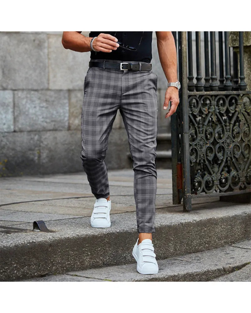 Men's loose thin mid-waist button placket casual trousers with grid pattern and pocket decoration in khaki