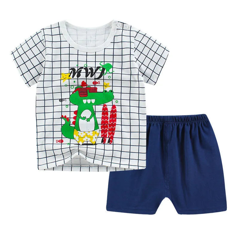 Newborn baby cotton clothing set with short sleeves and cartoon pattern
