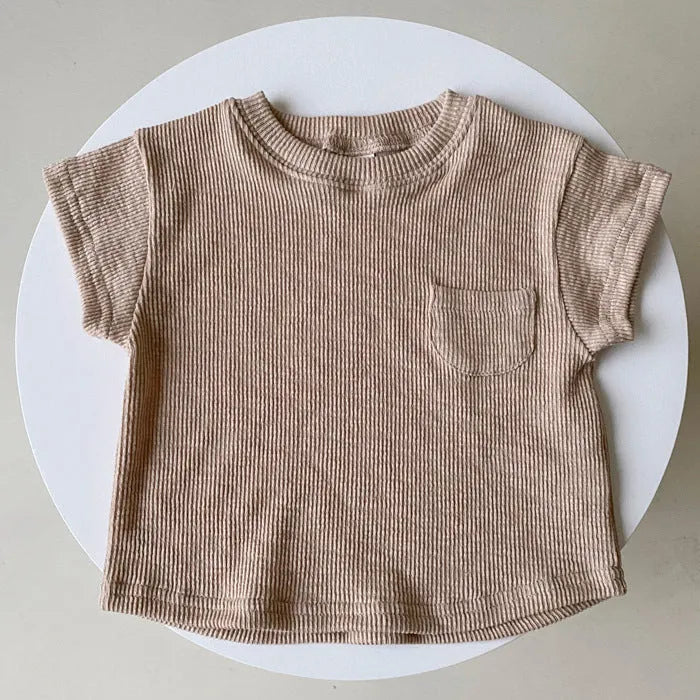 Solid colour cotton baby romper with short sleeves and loose fit for summer, unisex triangle climbing style