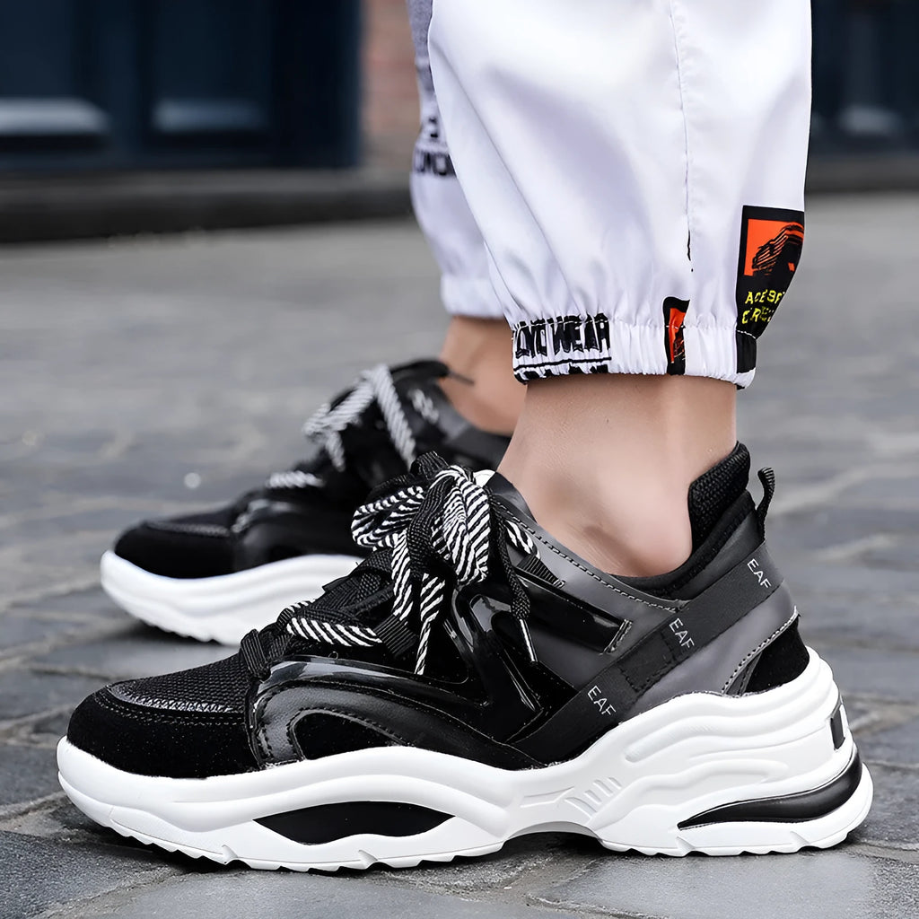 Breathable Korean style sports shoes for couples men and women flat heel round toe sizes 35-47