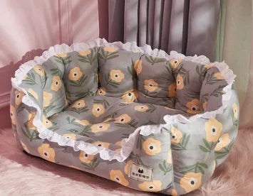 Thickened pet bed with yellow flower design for medium dogs and cats