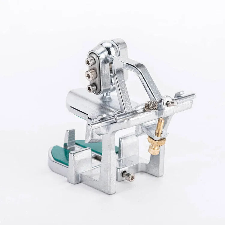Korean dental articulator with three adjustment points for jaw simulation training
