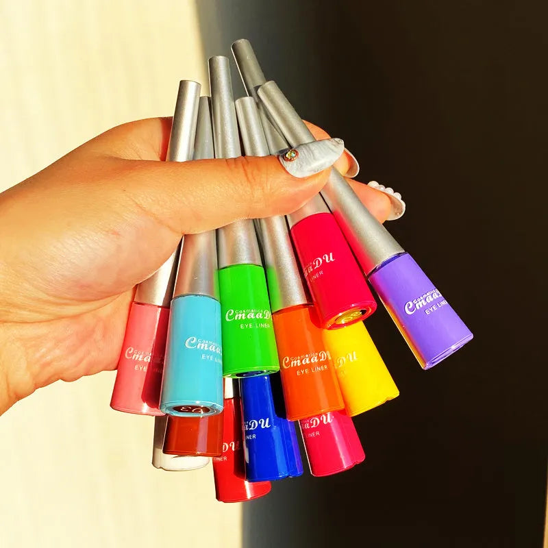 17 colour matte liquid eyeliner set in slim pens with quick-dry waterproof formula