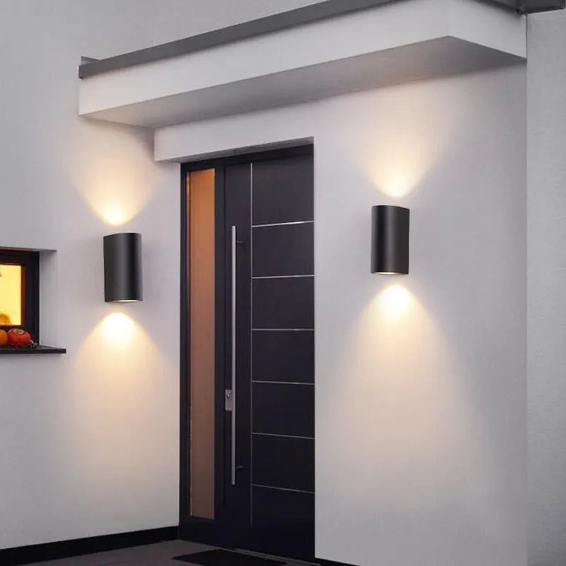 Villa outdoor balcony aisle LED waterproof wall lamp warm white 3000K 110lm 60 degree beam