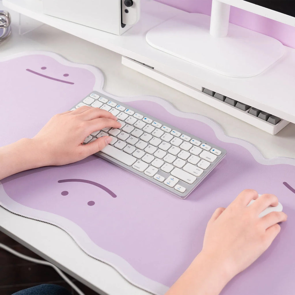 Extra large e-sports mouse pad with wrist rest, cloth surface, lock edge, 890x390x3mm, cartoon anime style