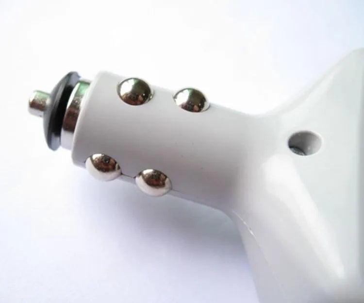 Car cigarette lighter charger with 220V AC socket and USB port for mobile phone charging