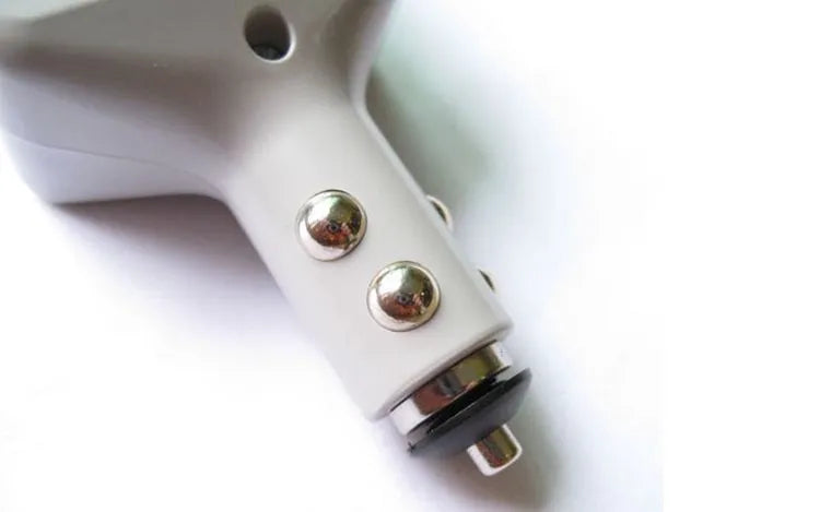 Car cigarette lighter charger with 220V AC socket and USB port for mobile phone charging