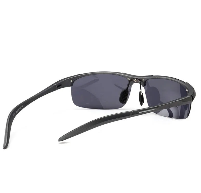 Polarized sports sunglasses with TAC lenses and PC frame in five colour options for cycling and outdoor use