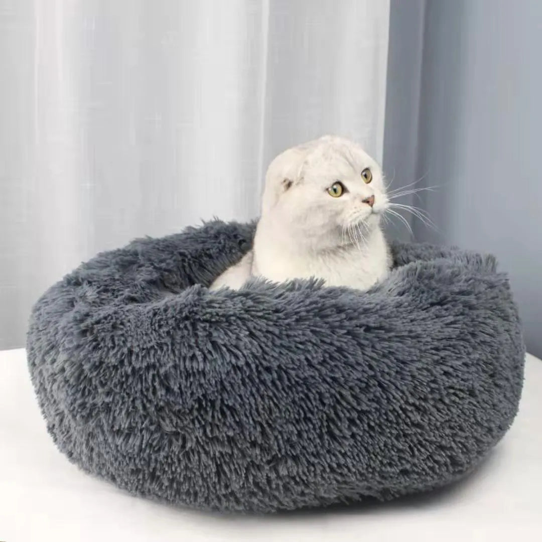 Washable round plush dog kennel bed with PP cotton fill in light grey, 40-120cm diameter options