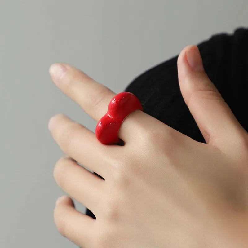 Original 3D enamelled heart-shaped ring in zinc alloy, shown in available colours.
