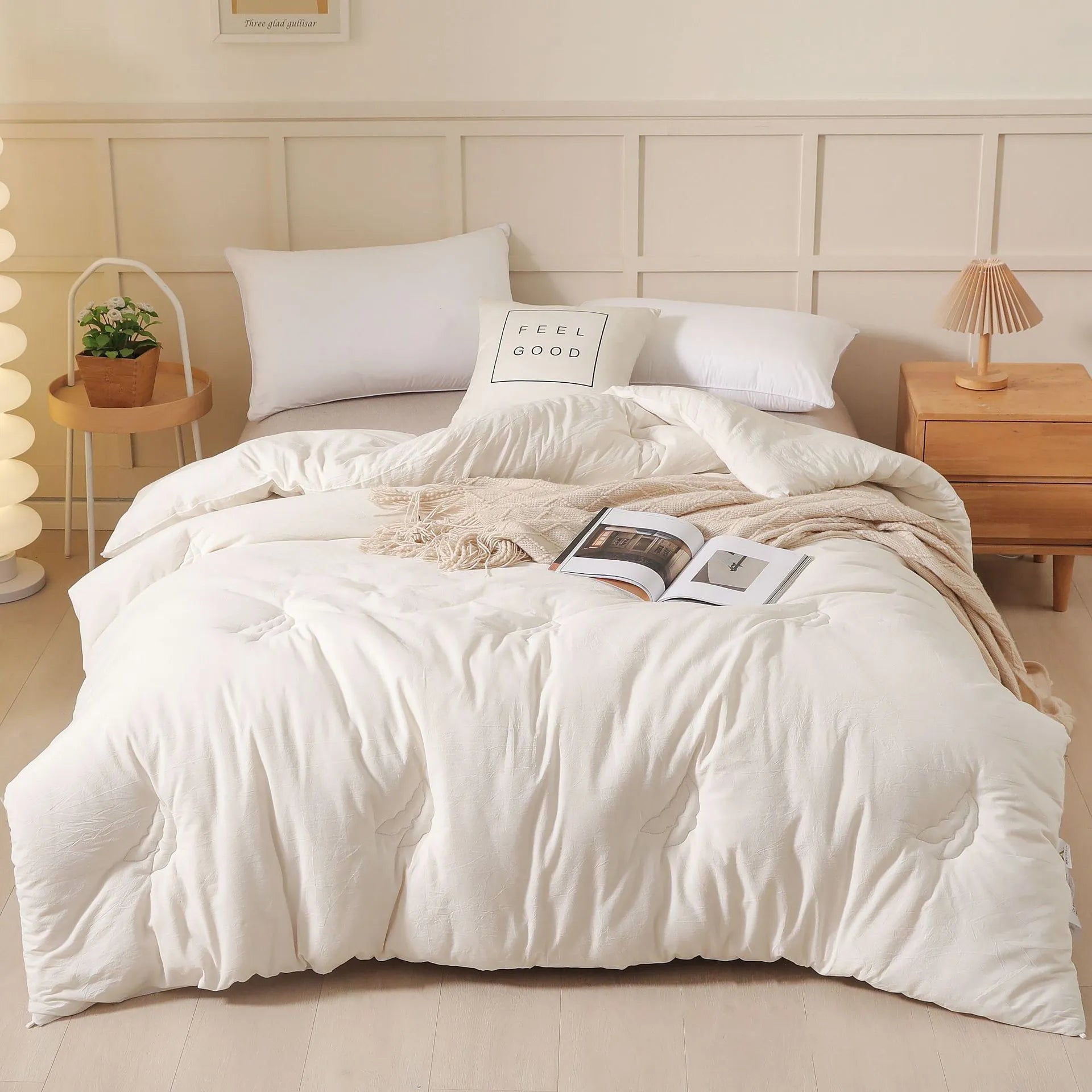 Soybean fibre pure cotton quilt in grey colour on bed