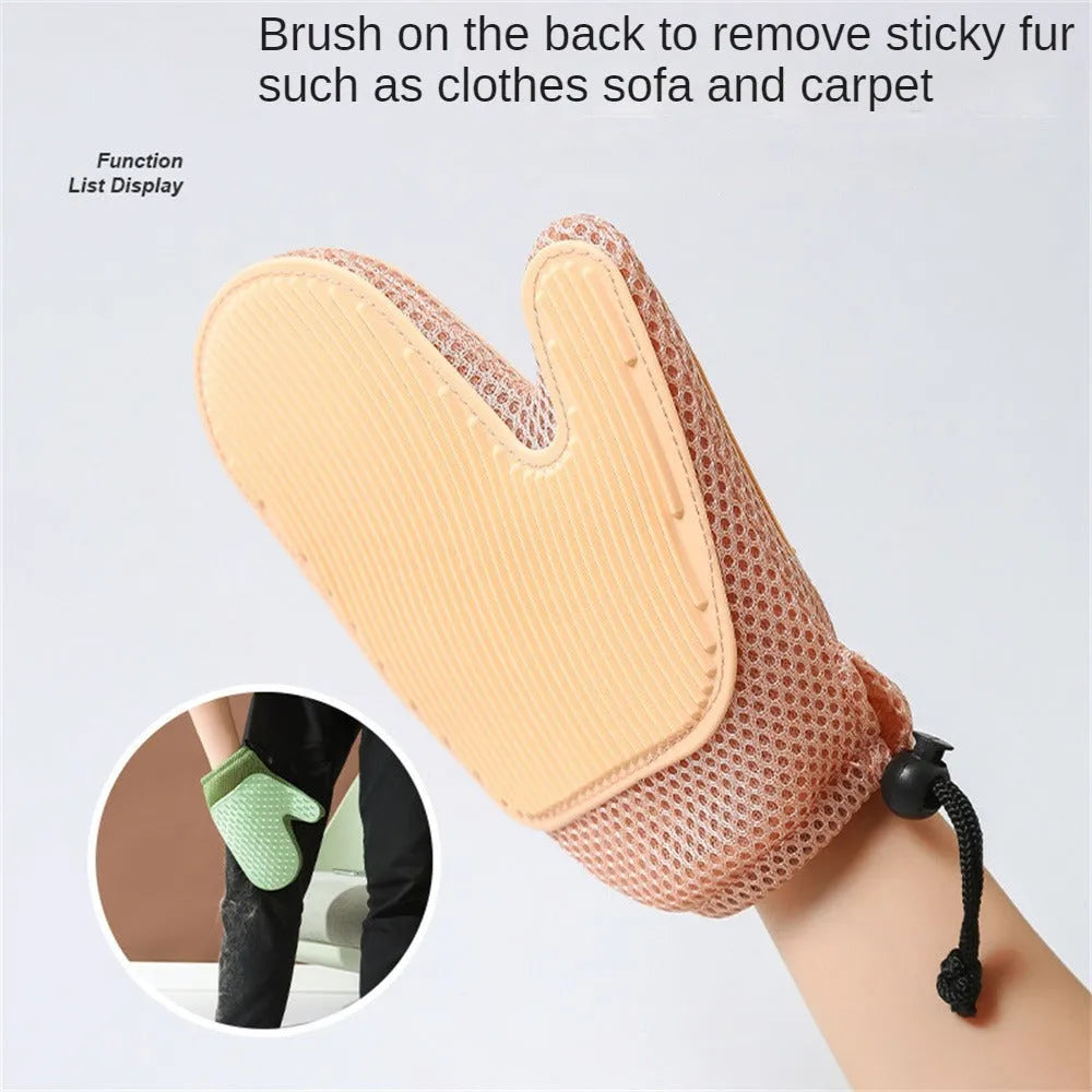 TPR and mesh pet grooming glove for dog and cat hair removal measuring 21cm