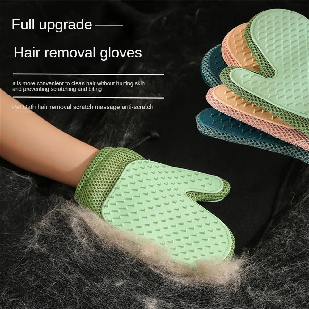 TPR and mesh pet grooming glove for dog and cat hair removal measuring 21cm