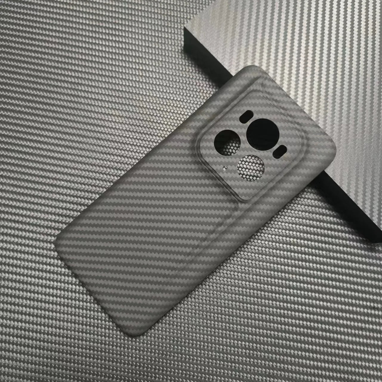 Rongaramid Fiber Protective Sleeve genuine leather phone case for Glory Magic6 Zhizhen Edition, red colour, coarse grain texture