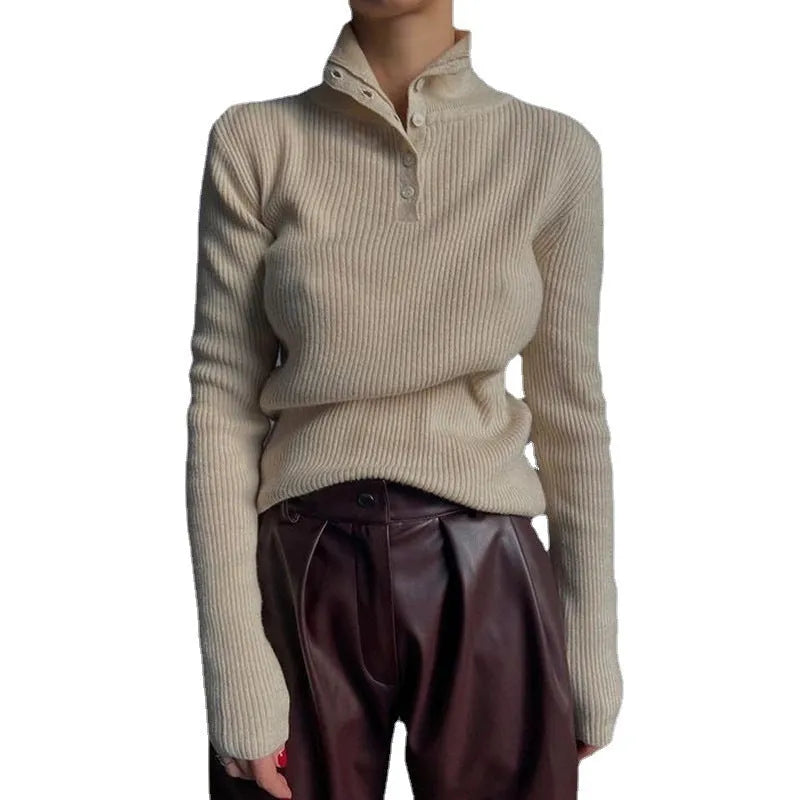 Women's retro half turtleneck pullover sweater in slim fit with single-breasted placket