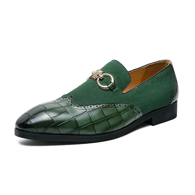 Korean style men's leather shoes with pointed toe and rubber sole in black or green colour.