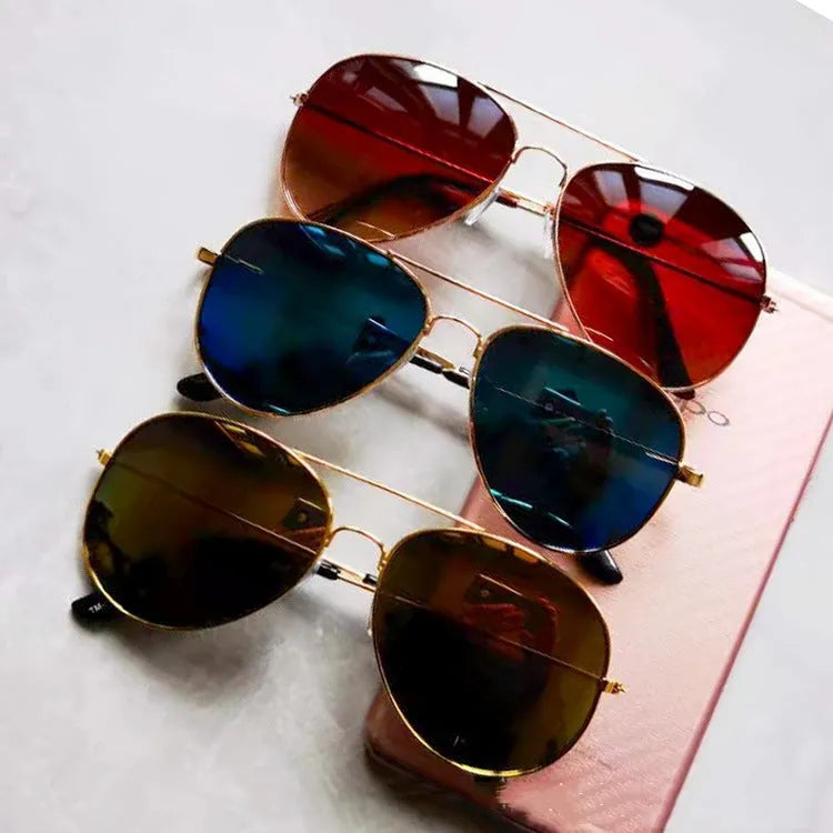 UV Protection 3026 toad sunglasses with metal frame, AC lenses, UV380 rating, and 14cm adult width