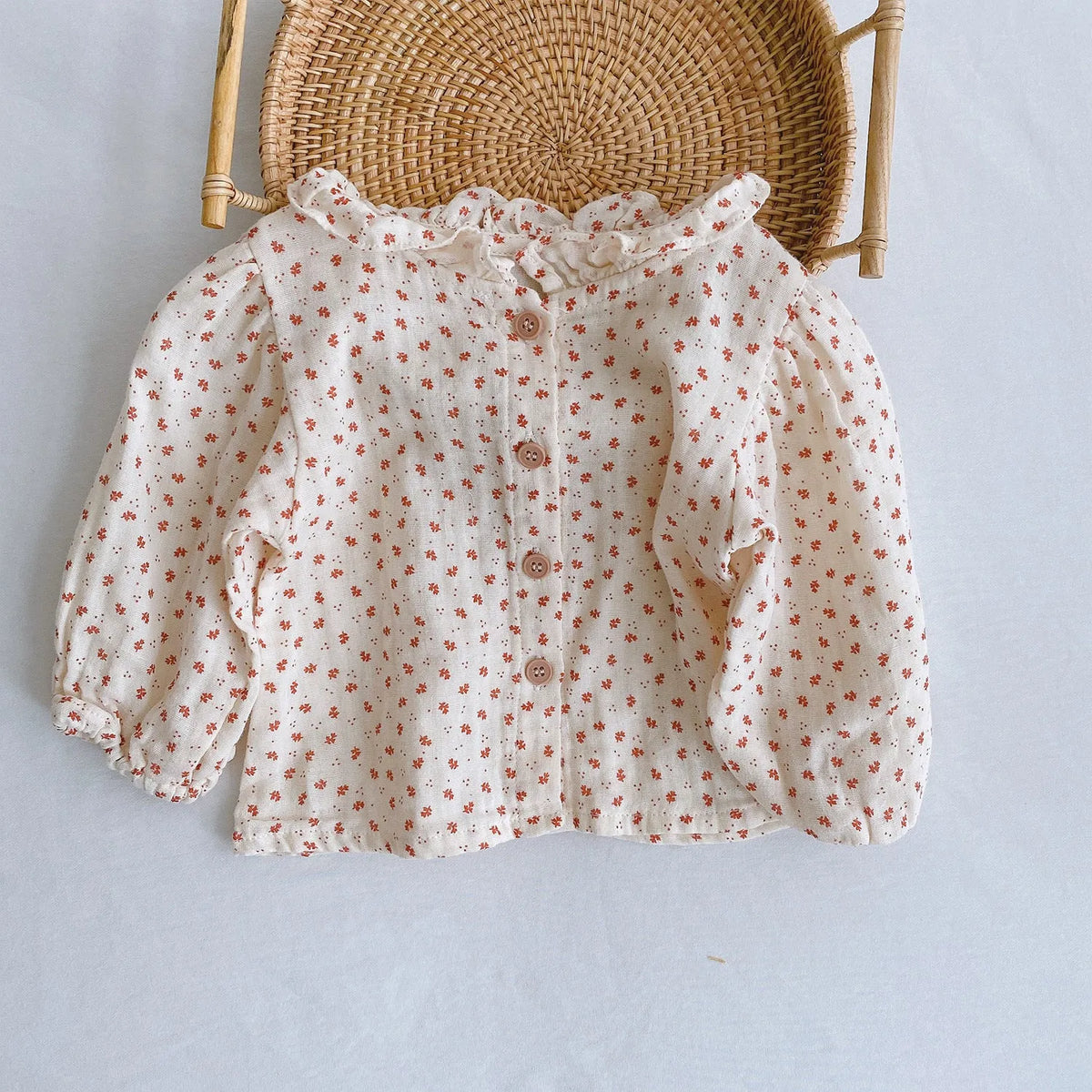 Cotton baby romper with triangle climb design and pleated lotus leaf style for 0-2 year olds