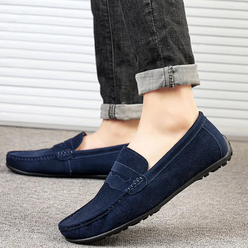 Men's cowhide suede loafers in various colours with round toe and slip-on design