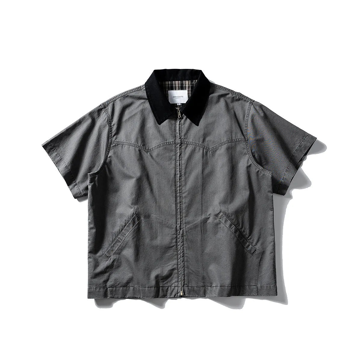 Short sleeve washed overalls shirt in loose cardigan style, cotton fabric, khaki or grey colours