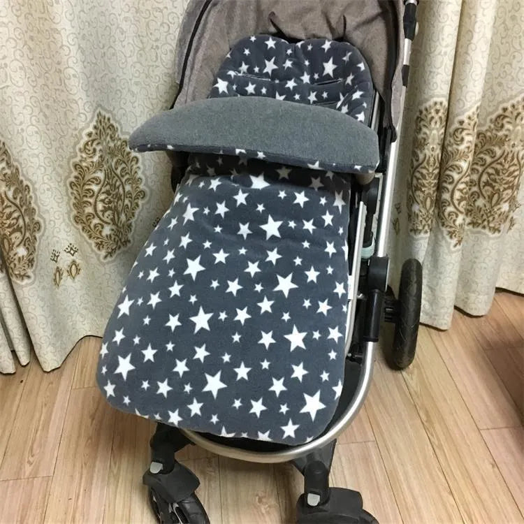 Winter baby stroller sleeping bag with lamb cashmere lining and cotton wool filling in envelope design