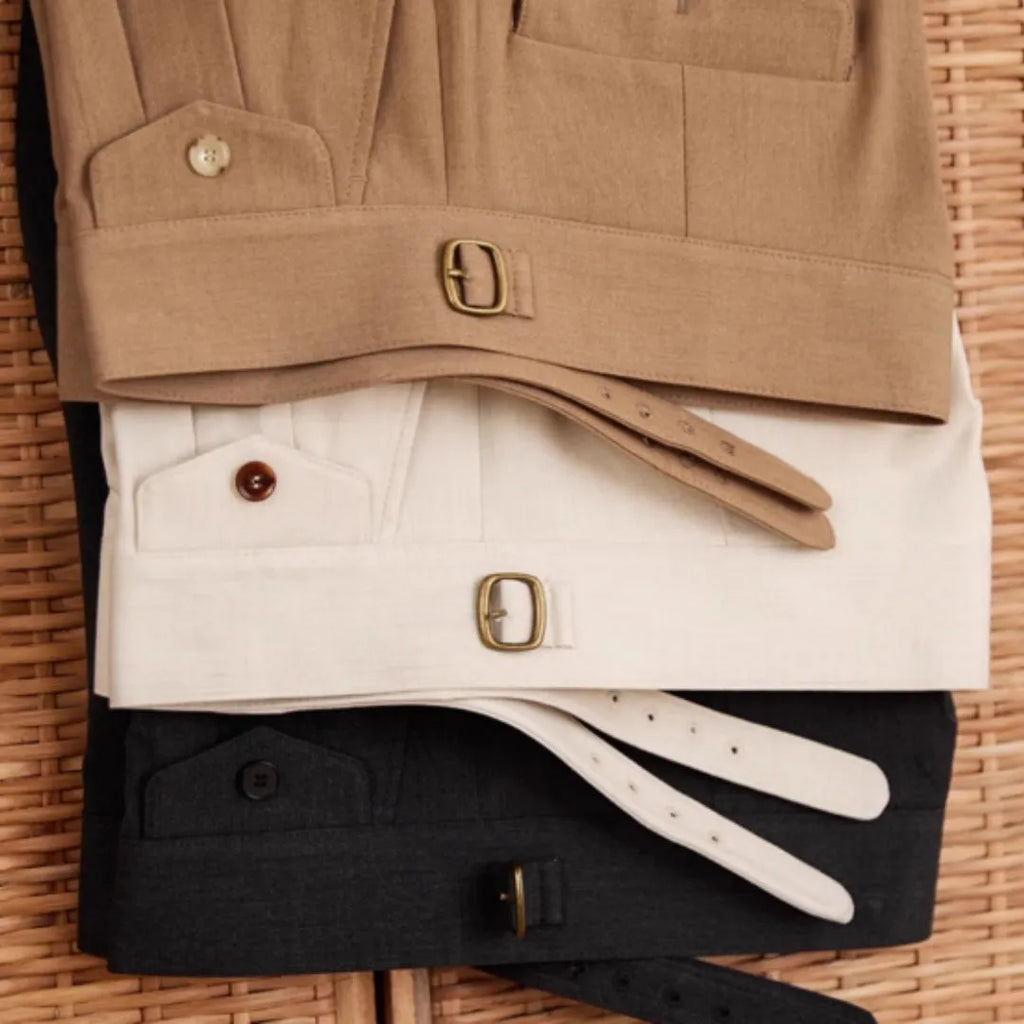 Men's slim fit wrinkle resistant business trousers in dark grey, light brown and light apricot colours