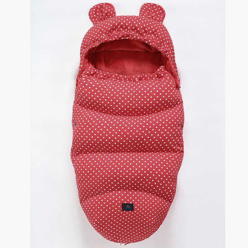 Baby stroller sleeping bag in silkworm cocoon style, shown in a colour option, measuring 100 by 48 centimetres.
