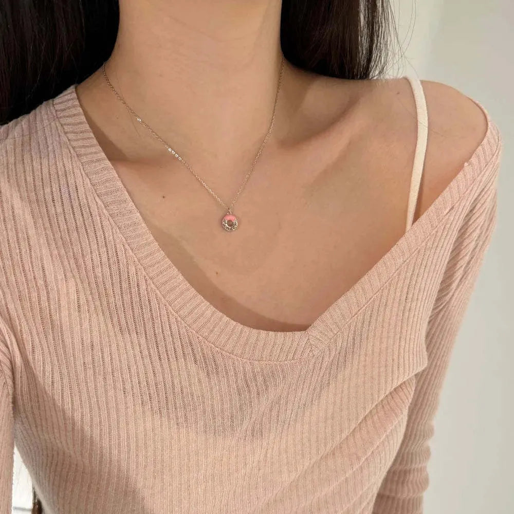 S925 sterling silver necklace for women with small pendant and clavicle chain in platinum colour finish