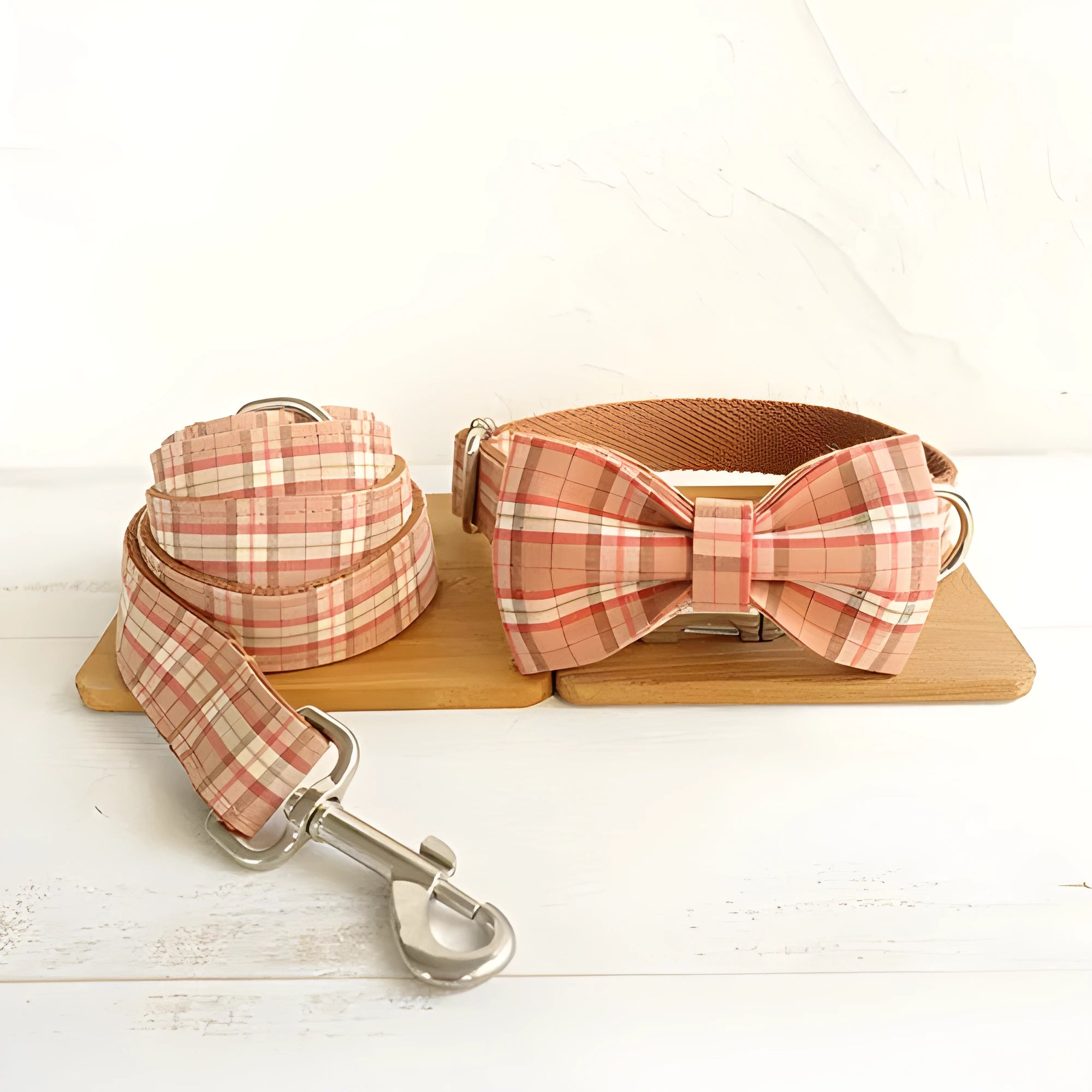 Bowknot dog leash suit set in orange colour with polyester fibre leash and harness