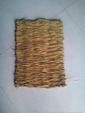 Natural straw hay mat 40x28 cm hand-woven brown for rodent cage chew toy and bed