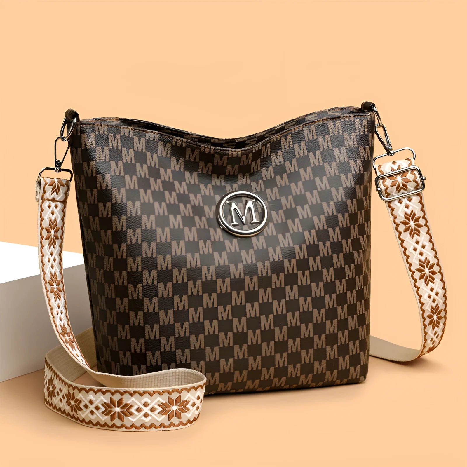 PU leather retro shoulder bag with dumpling shape design in black, brown or white colours