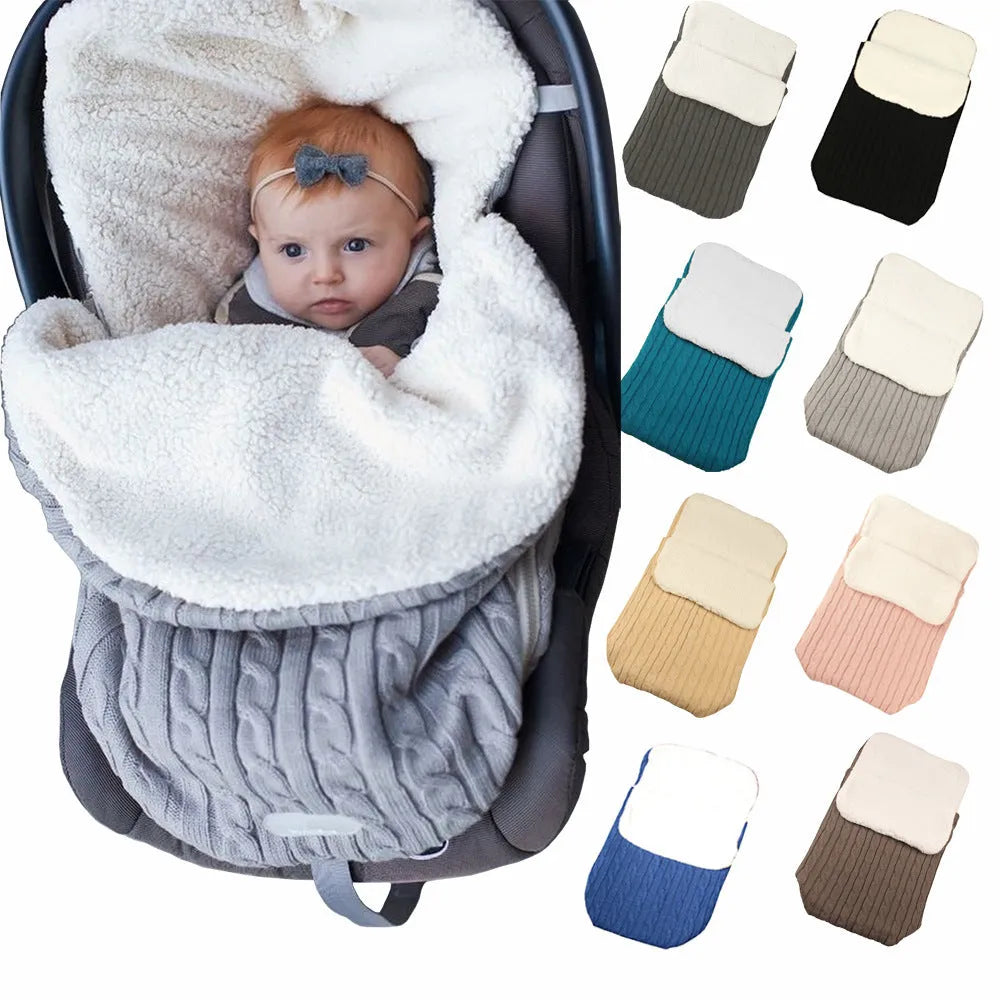 Winter baby stroller sleeping bag with lamb cashmere lining and cotton wool filling in envelope design