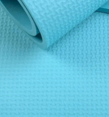 Super soft EVA yoga mat in red colour showing 4mm and 6mm thickness options for fitness exercises
