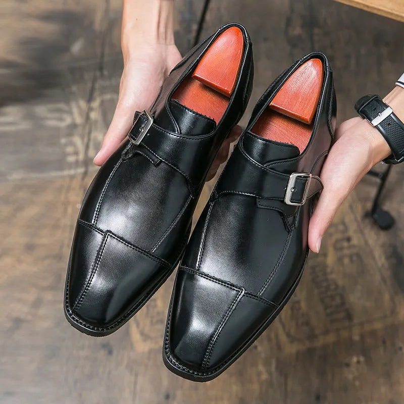 Men's British retro style leather shoes in black and brown-blue colours with tall crown design