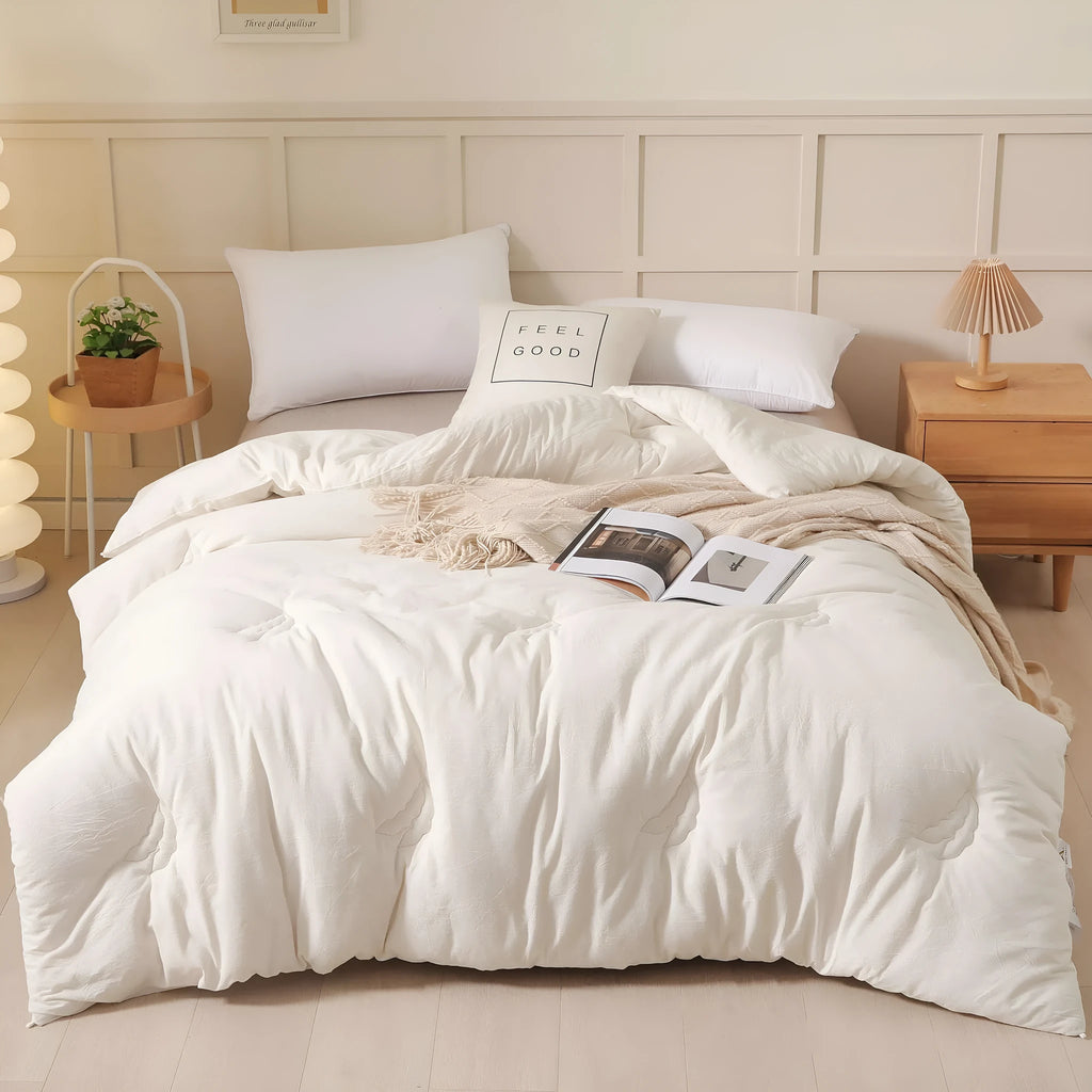 Soybean fibre pure cotton quilt in grey colour on bed
