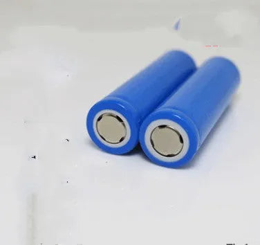 18650 lithium-ion rechargeable battery with 3.7V 2600mAh capacity and safety features