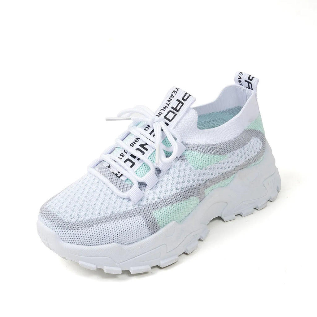 Women's Flyknit mesh lace-up sneakers in low flat heel design for walking and running