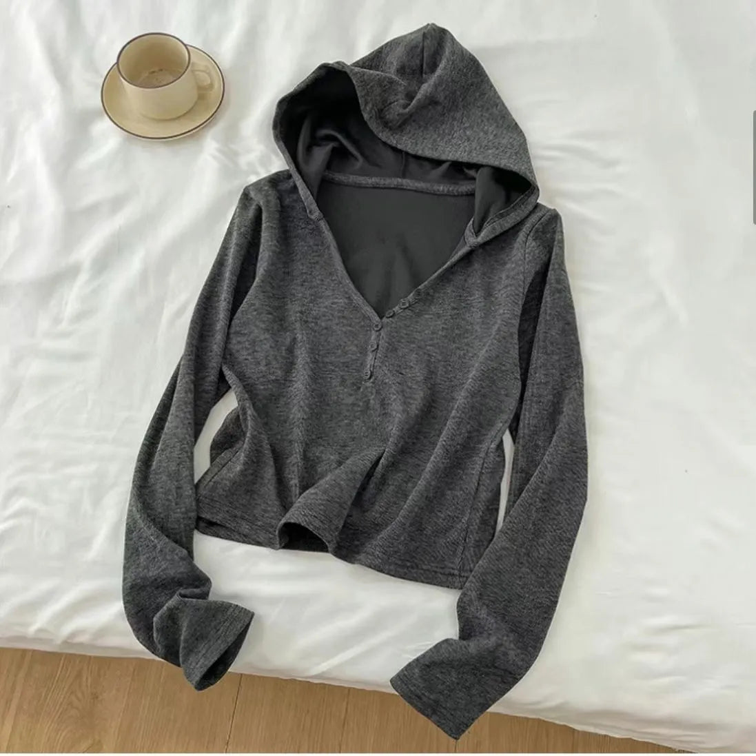 Grey three-piece women's casual sports suit with long sleeve princess top, shorts and vest, sizes L to 4XL