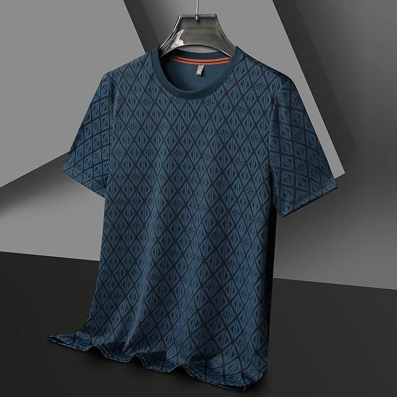 Man wearing a black loose-fit jacquard pattern short sleeve Ice Silk t-shirt for casual leisure.