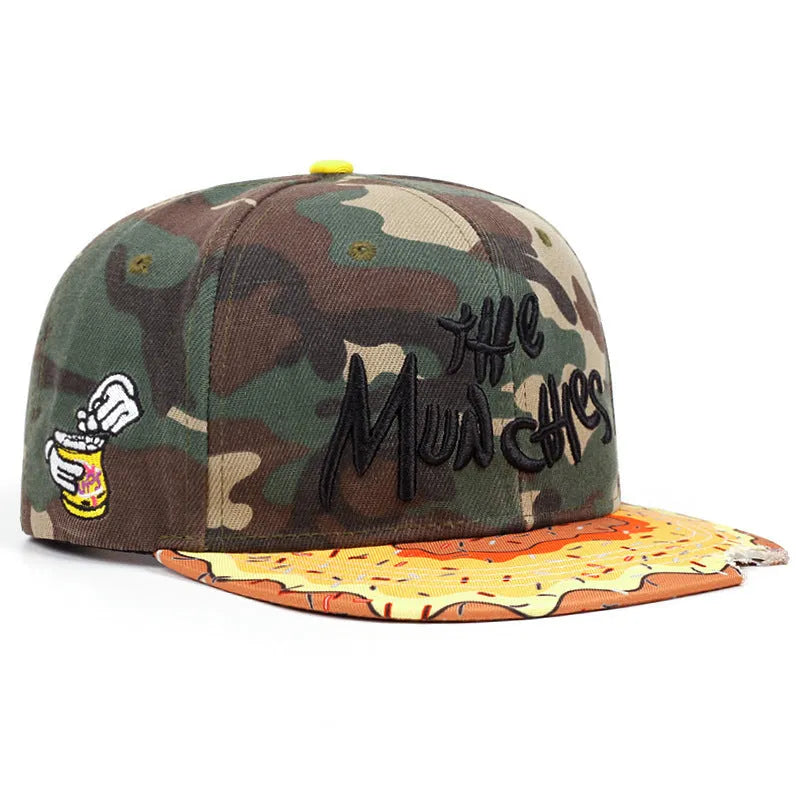 American-style flat brim cap in khaki with dome top and polyester fabric for spring and autumn