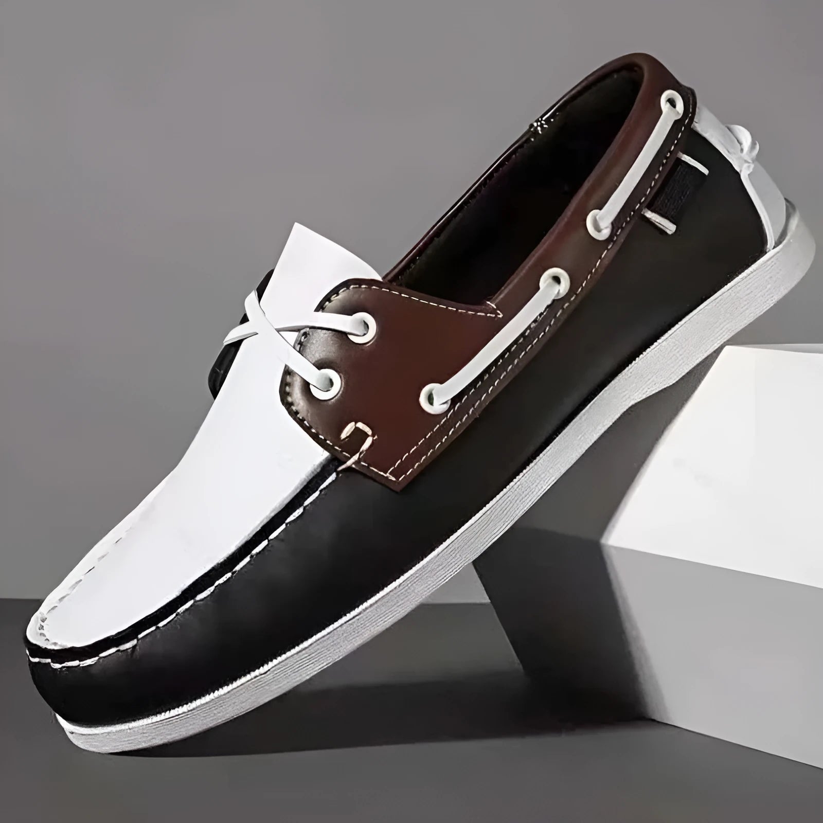 Men's British style casual shoe in artificial PU, showing round toe and flat heel design.