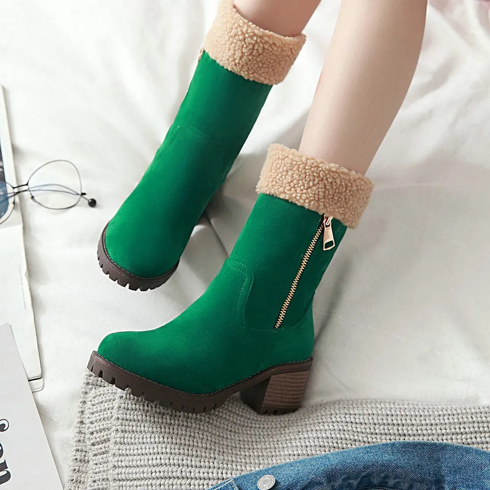 Snow boots with rubber sole and plush lining in black, grey, green, or orange colours