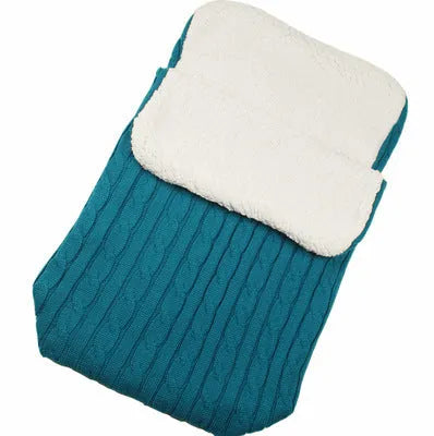 Winter baby stroller sleeping bag with lamb cashmere lining and cotton wool filling in envelope design