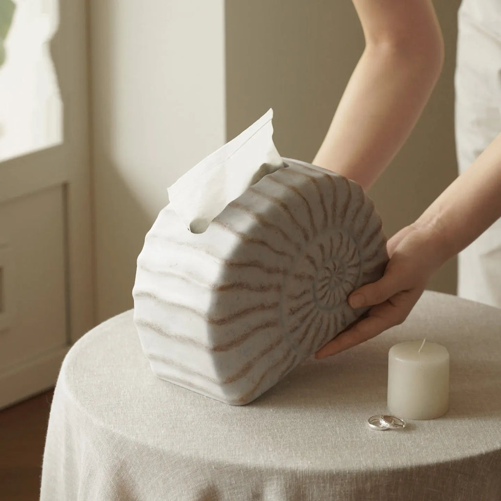 Resin tissue box cover with conch shell pattern design decorative home accessory