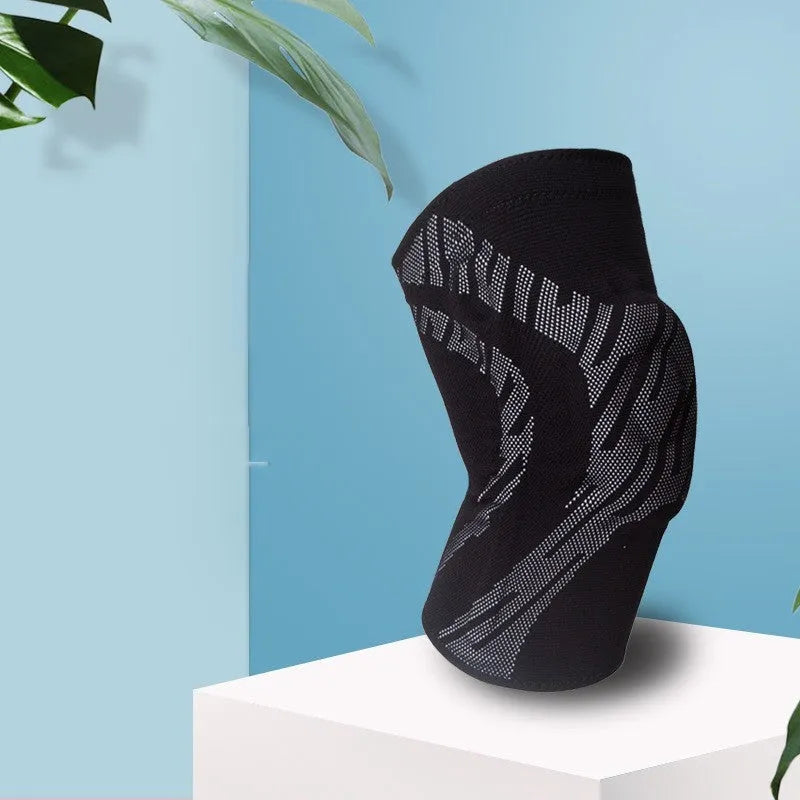 Black and blue basketball kneepads for men with compression fit in four sizes