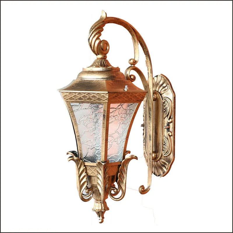 European-style outdoor wall lamp in black or bronze for courtyard lighting